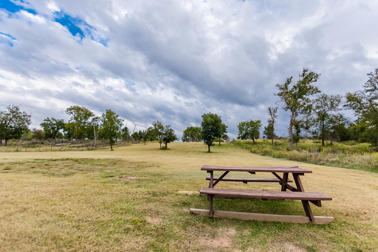 Vineyard Trail Cottages- Adults Only Fredericksburg Kamer foto