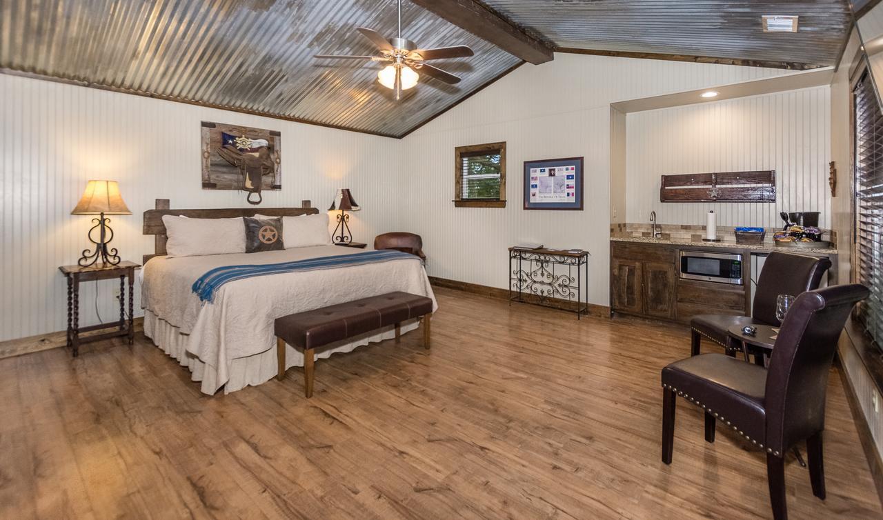 Vineyard Trail Cottages- Adults Only Fredericksburg Kamer foto