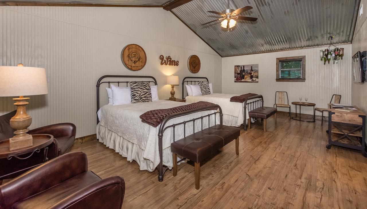 Vineyard Trail Cottages- Adults Only Fredericksburg Kamer foto