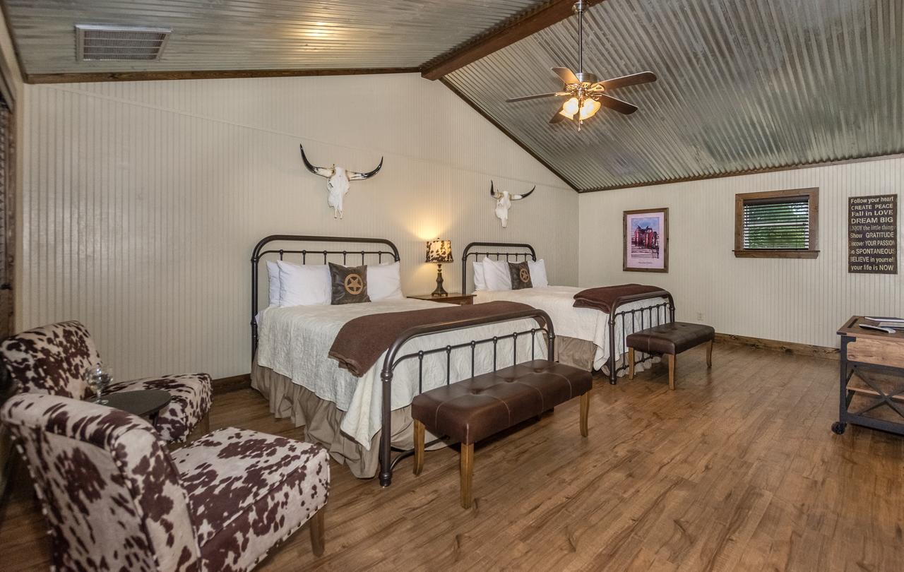 Vineyard Trail Cottages- Adults Only Fredericksburg Kamer foto