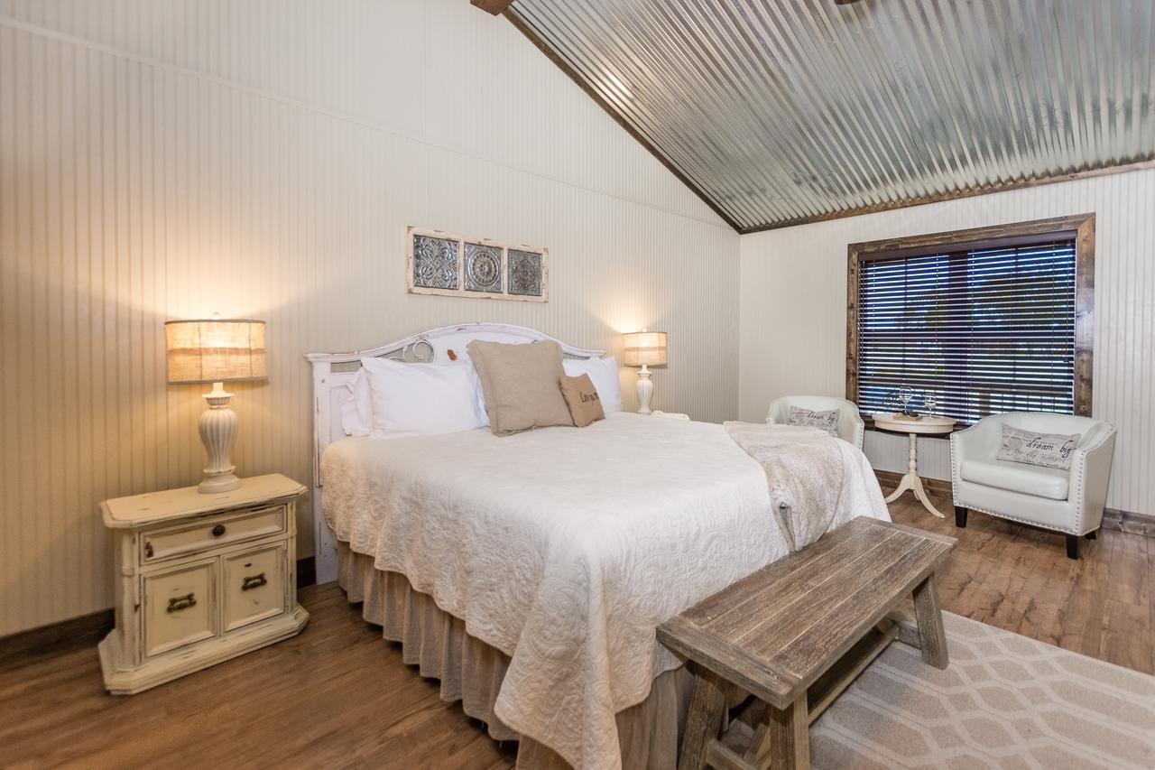 Vineyard Trail Cottages- Adults Only Fredericksburg Kamer foto