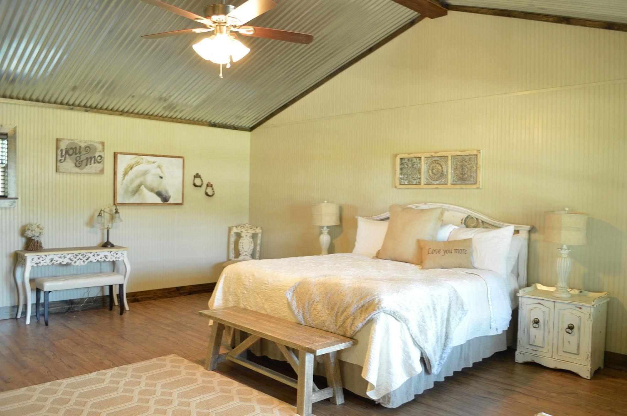Vineyard Trail Cottages- Adults Only Fredericksburg Buitenkant foto
